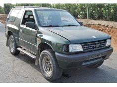 Recambio de paragolpes delantero para opel frontera a 2.0 referencia OEM IAM   VERDE 2