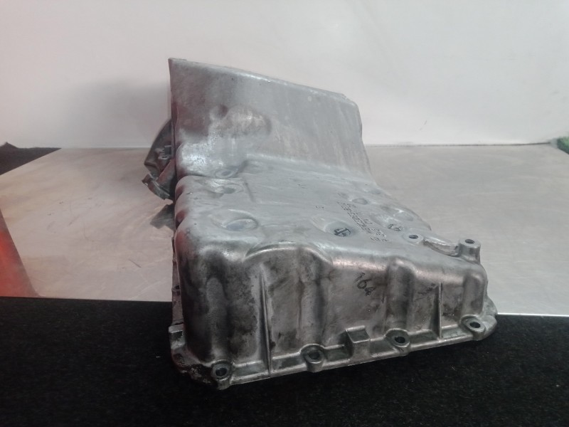 Recambio de carter para mercedes-benz clase c (w203) berlina 2.2 cdi cat referencia OEM IAM R6460141402  