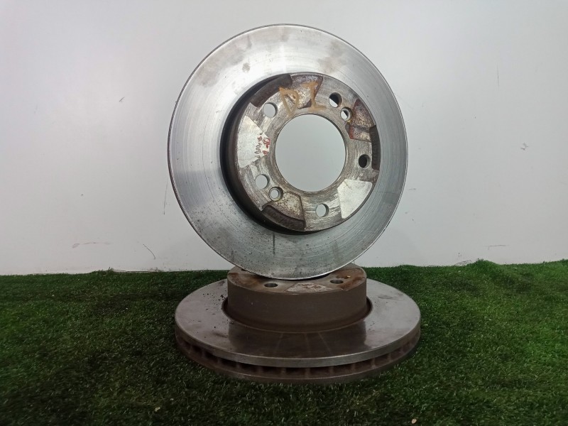 Recambio de disco freno delantero para ssangyong rodius 2.7 turbodiesel cat referencia OEM IAM  Ø DIAMETRO: 300MM VENTILADO