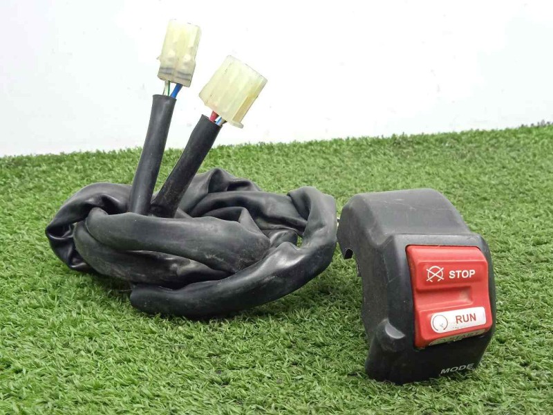 Recambio de piña derecha para yamaha fjr 1300 referencia OEM IAM 1MC8396300 2016 - 2020 PIÑA DE LUCES DERECHA