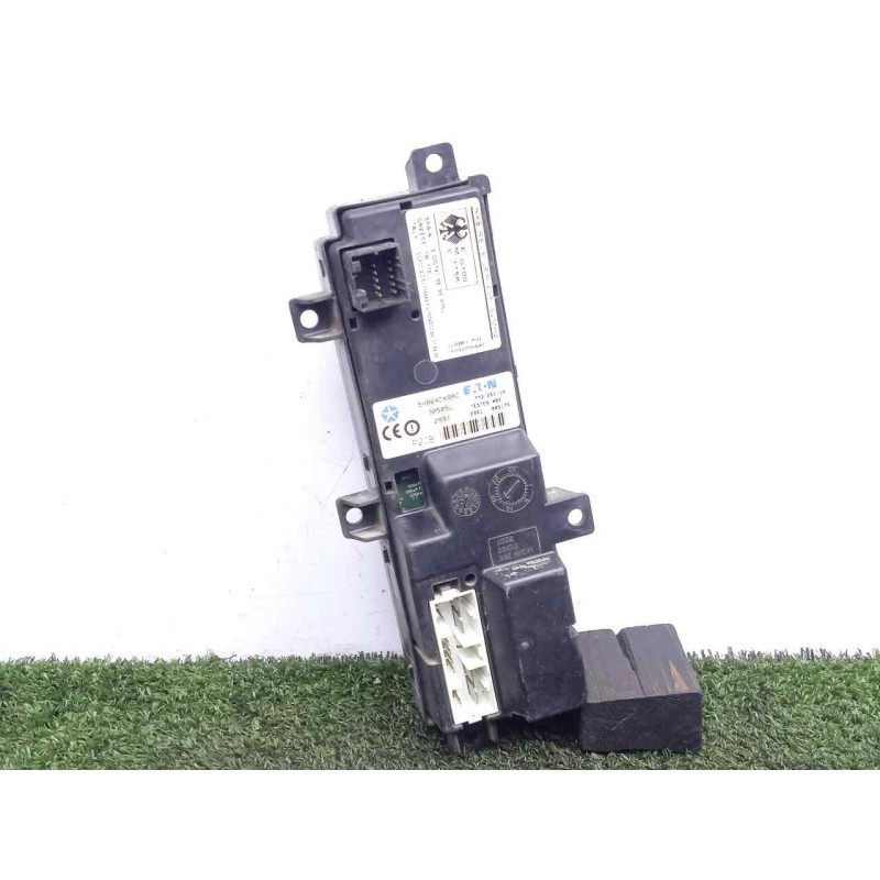 Recambio de mando elevalunas delantero derecho para chrysler jeep gr.cherokee (wj/wg) 2.7 crd cat referencia OEM IAM 5HB64DX9AC-