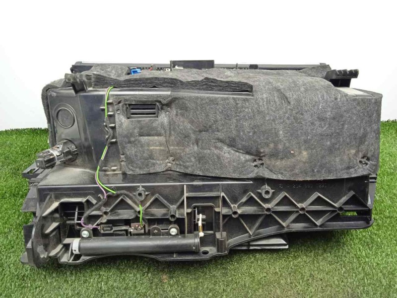 Recambio de guantera para mercedes-benz clase c (w204) berlina 2.2 cdi cat referencia OEM IAM A2046800091  