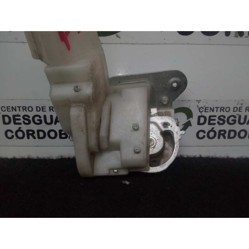 Recambio de cerradura puerta trasera izquierda para mazda 5 berl. (cr) 2.0 diesel cat referencia OEM IAM   