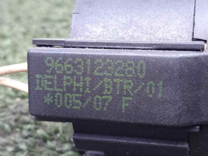 Recambio de antena para citroën c2 1.4 referencia OEM IAM 9663123280 ANTENA.LLAVE.CONTACTO 