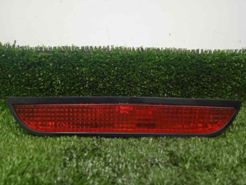 Recambio de luz central de freno para dacia sandero 0.9 tce cat referencia OEM IAM 265907079R  