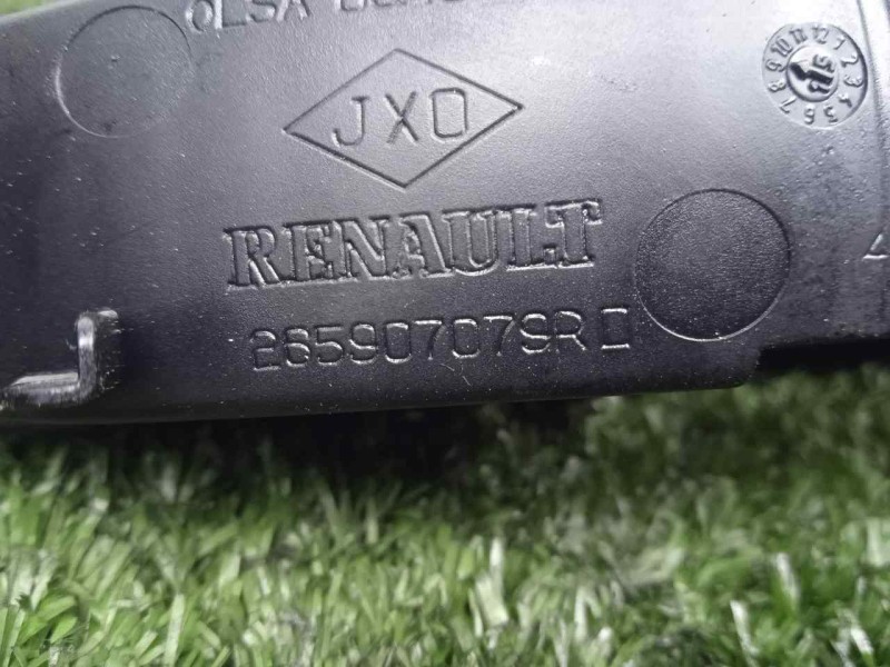 Recambio de luz central de freno para dacia sandero 0.9 tce cat referencia OEM IAM 265907079R  