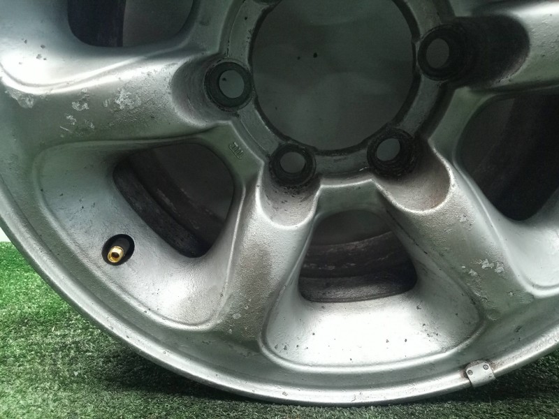 Recambio de llanta para mitsubishi galloper (hyundai) 2.5 td cat referencia OEM IAM  15´´PULGADAS LLANTAS - LLANTA