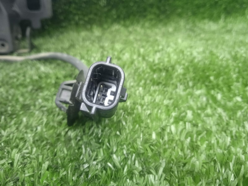 Recambio de cerradura capot para dacia sandero 0.9 tce cat referencia OEM IAM 656013486R  2.PINES