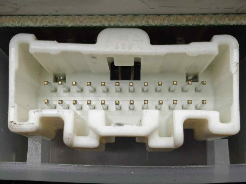 Recambio de cuadro instrumentos para mazda 3 berlina (bk) 1.6 cd diesel cat referencia OEM IAM BP4K55214  