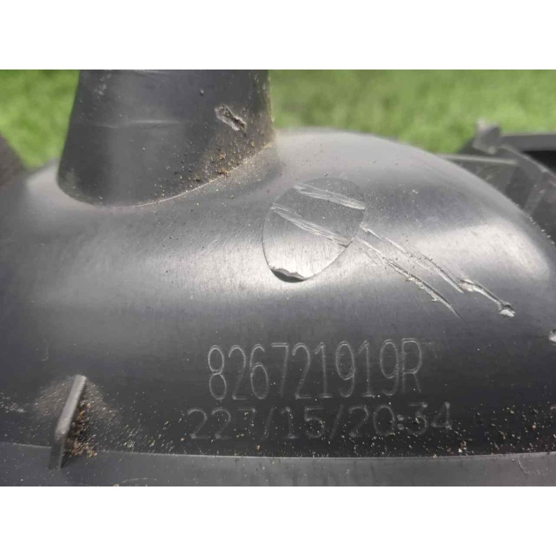 Recambio de maneta interior delantera derecha para dacia sandero 0.9 tce cat referencia OEM IAM 826721919R  
