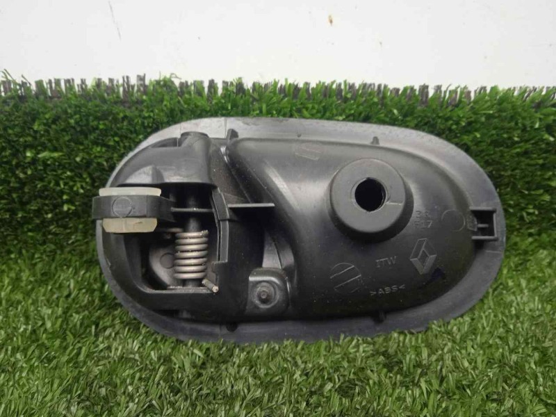 Recambio de maneta interior trasera derecha para dacia sandero 0.9 tce cat referencia OEM IAM 826721919R  