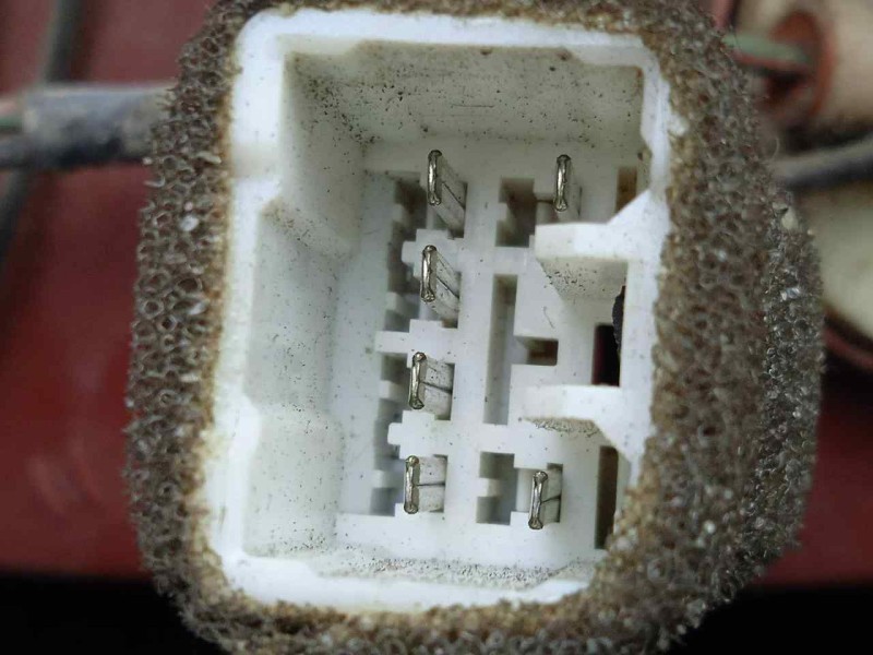 Recambio de piloto trasero izquierdo para kia picanto 1.0 cat referencia OEM IAM  04-08 