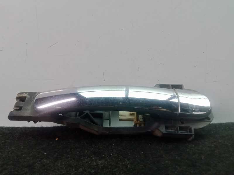 Recambio de maneta exterior delantera derecha para seat leon (1p1) 2.0 tdi referencia OEM IAM REFERENCIABORRADA  