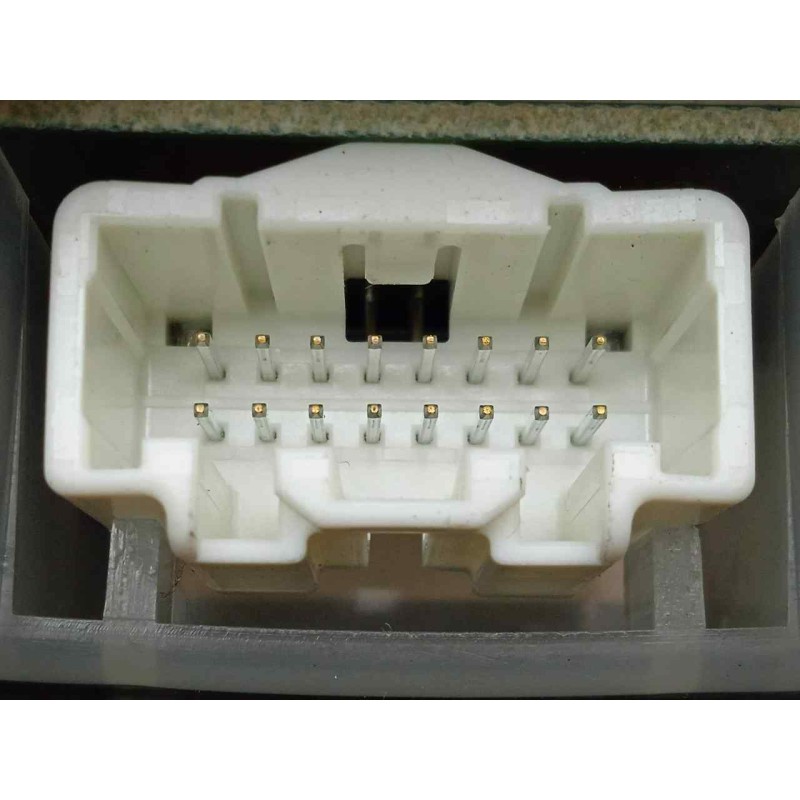 Recambio de cuadro instrumentos para mazda 3 berlina (bk) 1.6 cd diesel cat referencia OEM IAM BP4K55214  