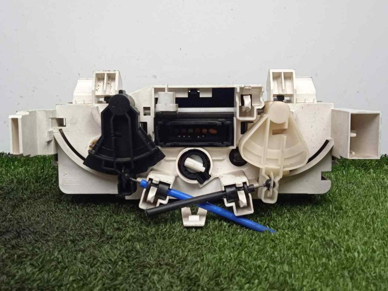 Recambio de mando calefaccion / aire acondicionado para citroën c2 1.1 referencia OEM IAM F664479W 11.PINES 