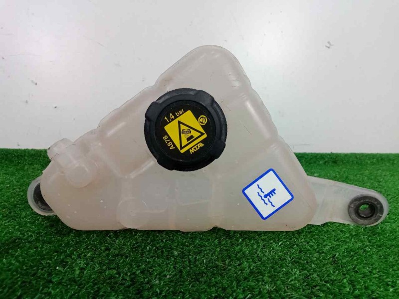 Recambio de deposito expansion para alfa romeo stelvio (630) 2.2 jtdm cat referencia OEM IAM 50552834  