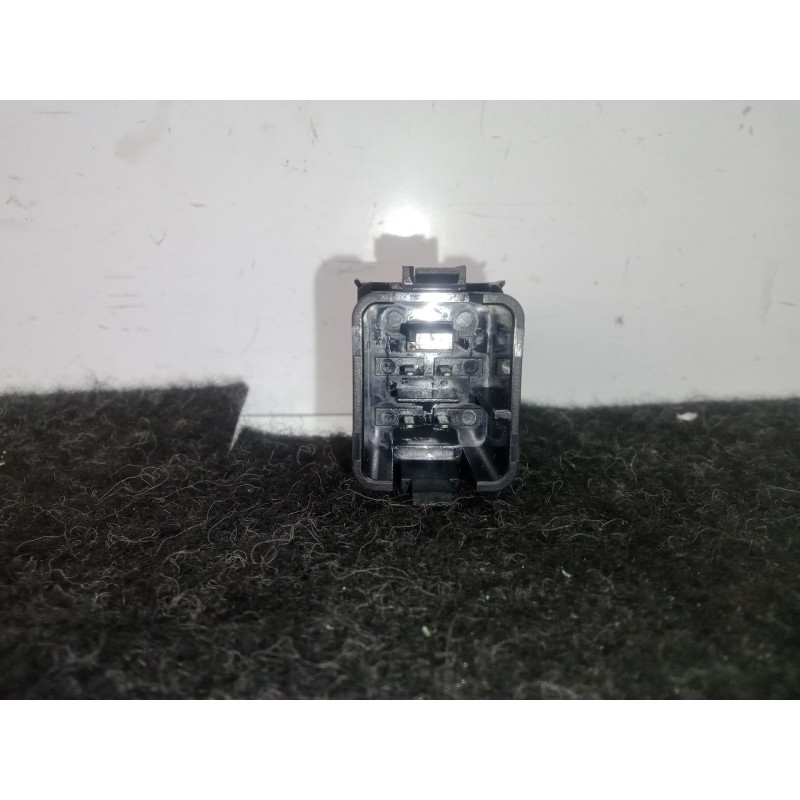 Recambio de warning para seat leon (1p1) 2.0 tdi referencia OEM IAM 5P0953235A  