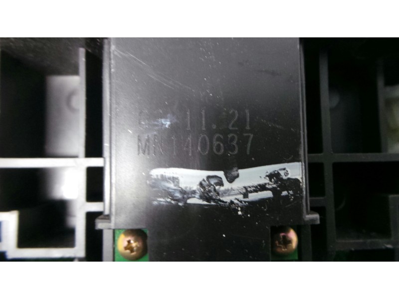 Recambio de mando calefaccion / aire acondicionado para mitsubishi space star (dg0) 1.3 cat referencia OEM IAM MN140637  