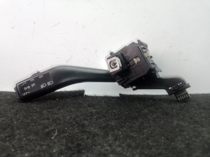 Recambio de mando intermitentes para seat leon (1p1) 2.0 tdi referencia OEM IAM 1K0953513A  