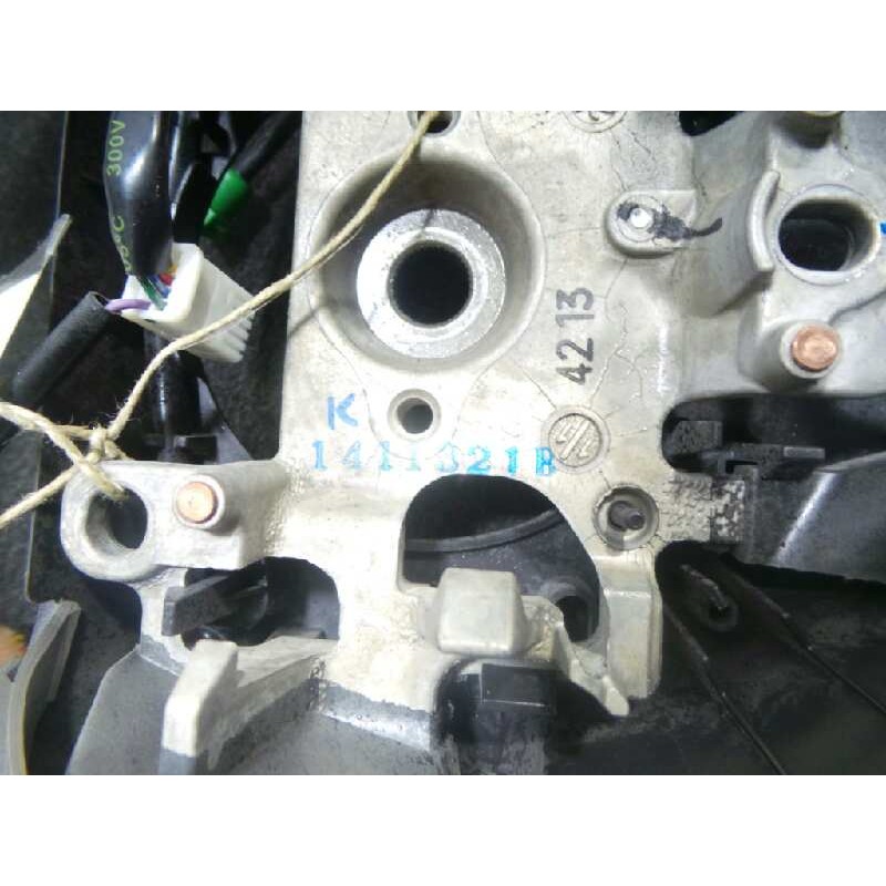 Recambio de volante para mitsubishi outlander (gf0) 2.2 di-d cat referencia OEM IAM 4400A630XA CUERO 