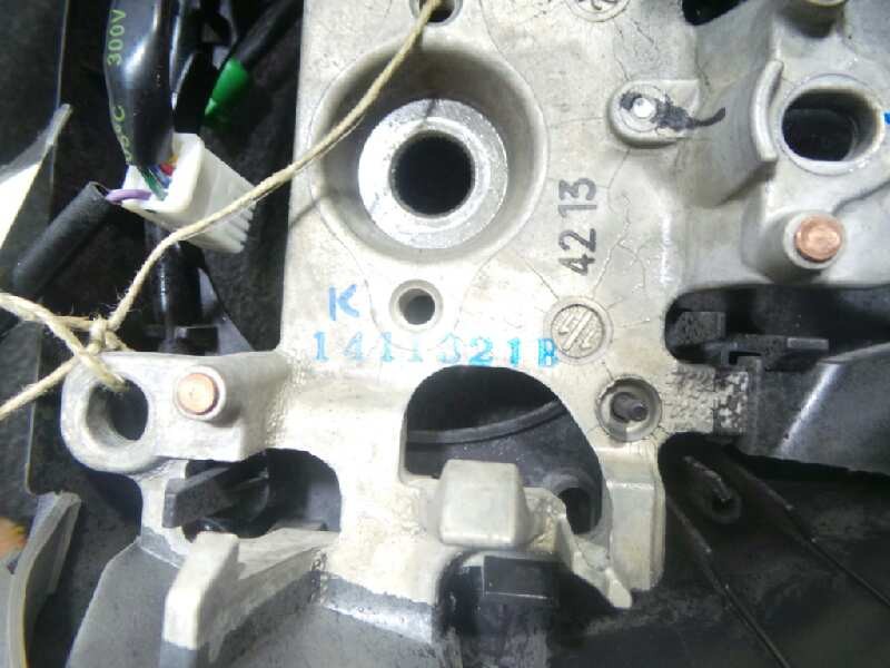 Recambio de volante para mitsubishi outlander (gf0) 2.2 di-d cat referencia OEM IAM 4400A630XA CUERO 