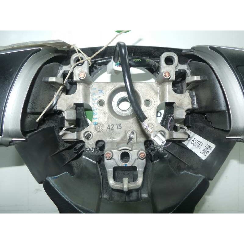 Recambio de volante para mitsubishi outlander (gf0) 2.2 di-d cat referencia OEM IAM 4400A630XA CUERO 