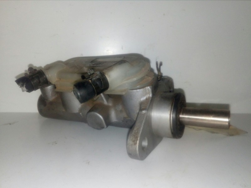 Recambio de bomba freno para mitsubishi grandis (na0w) 2.0 di-d cat referencia OEM IAM SINREFERNCIA NISIIN 