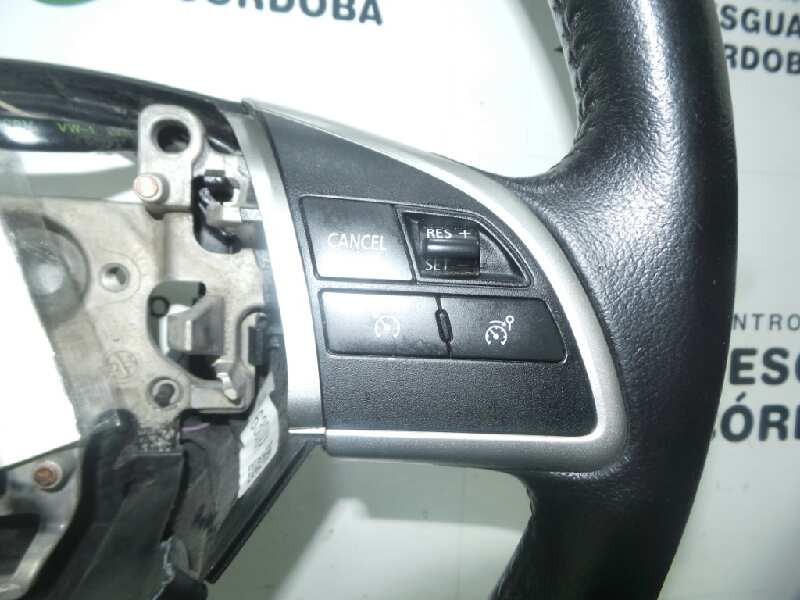 Recambio de volante para mitsubishi outlander (gf0) 2.2 di-d cat referencia OEM IAM 4400A630XA CUERO 