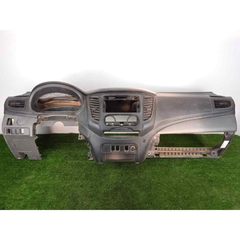 Recambio de salpicadero para mitsubishi l 200 2.4 di-d cat referencia OEM IAM 8000A681XA  