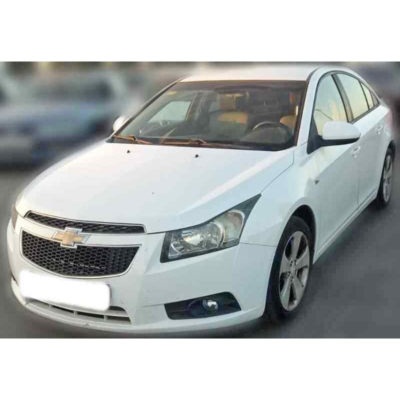 Recambio de puerta delantera izquierda para chevrolet cruze 1.6 cat referencia OEM IAM   BLANCO