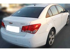 Recambio de puerta trasera derecha para chevrolet cruze 1.6 cat referencia OEM IAM   BLANCO