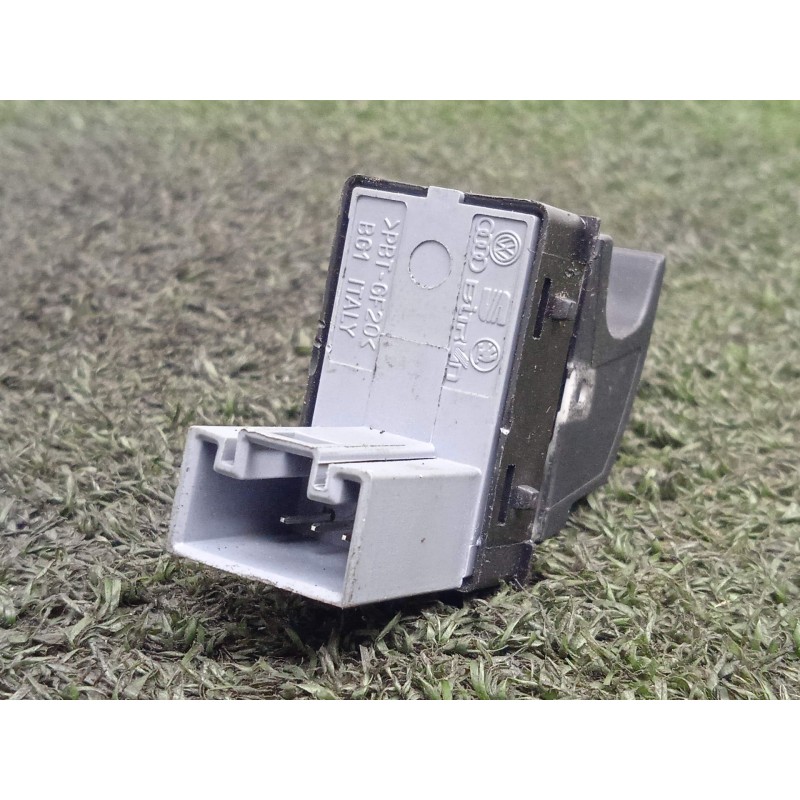 Recambio de mando elevalunas trasero derecho para seat leon (1p1) 1.9 tdi referencia OEM IAM 7L6959855B  4.PINES