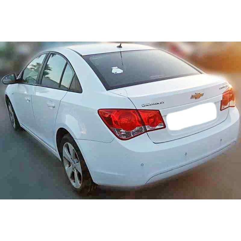 Recambio de tapa maletero para chevrolet cruze 1.6 cat referencia OEM IAM  4 PUERTAS BLANCO