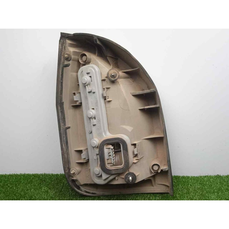 Recambio de piloto trasero derecho para opel zafira a 2.0 dti referencia OEM IAM  99-05 BLANCO