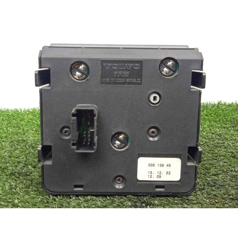 Recambio de interruptor luces para volvo v40 familiar 1.6 cat referencia OEM IAM 30613945 2.ANTINIEBLAS 