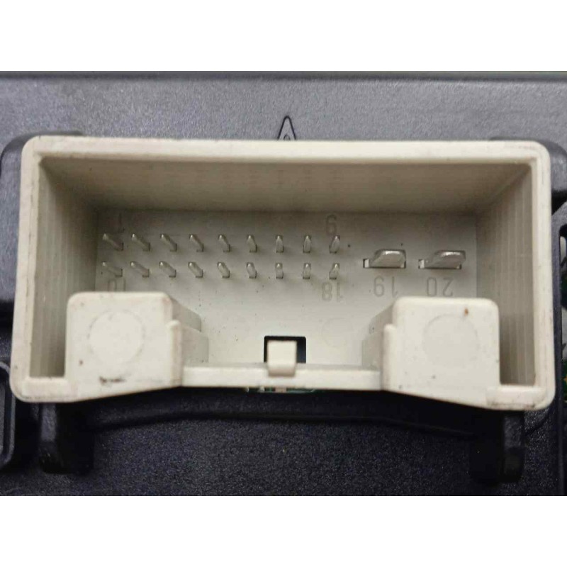 Recambio de mando climatizador para volkswagen passat cc (357) 2.0 tdi referencia OEM IAM 5K0907044AK-5HB00974621  