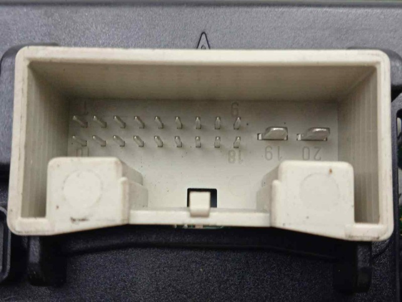 Recambio de mando climatizador para volkswagen passat cc (357) 2.0 tdi referencia OEM IAM 5K0907044AK-5HB00974621  