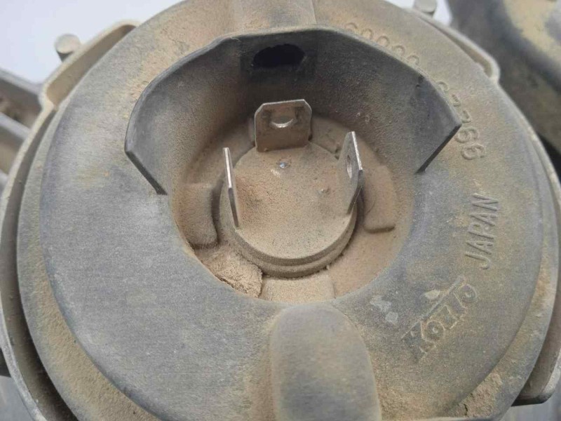 Recambio de faro derecho para nissan pick-up (d22) 2.5 turbodiesel referencia OEM IAM  97-01 