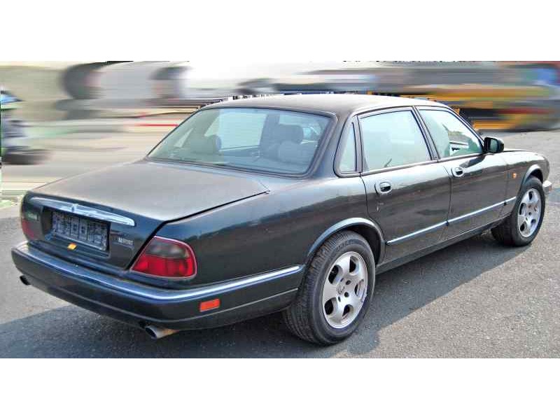 Recambio de puerta trasera derecha para jaguar xj6/12 4.0 cat referencia OEM IAM   