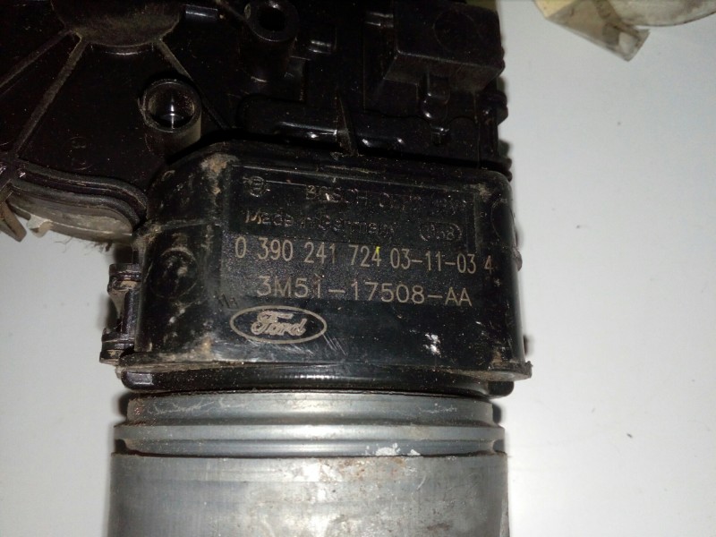 Recambio de motor limpia delantero para peugeot 206 4-trg. referencia OEM IAM 0390241360 BOSCH 4 PINES