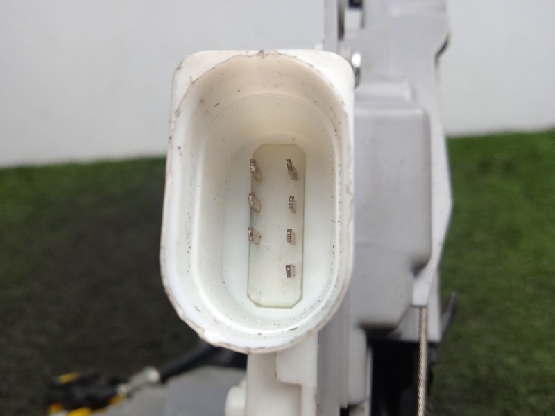 Recambio de cerradura puerta trasera derecha para seat leon (1p1) 1.9 tdi referencia OEM IAM 1P0839016  7.PINES