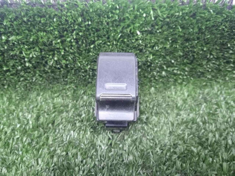 Recambio de mando elevalunas trasero izquierdo para toyota hilux (kun) 2.5 turbodiesel referencia OEM IAM   5.PINES