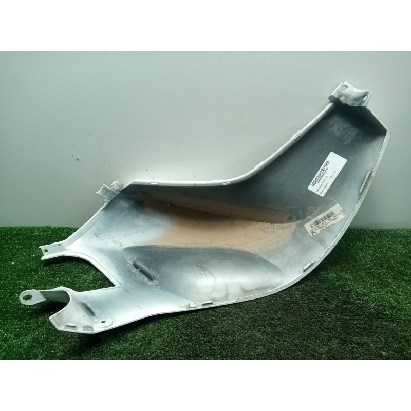 Recambio de carenado derecho para bmw r 1200 rt referencia OEM IAM 46638556161 K52 - 14-17 REMATE DEPOSITO - BLANCO