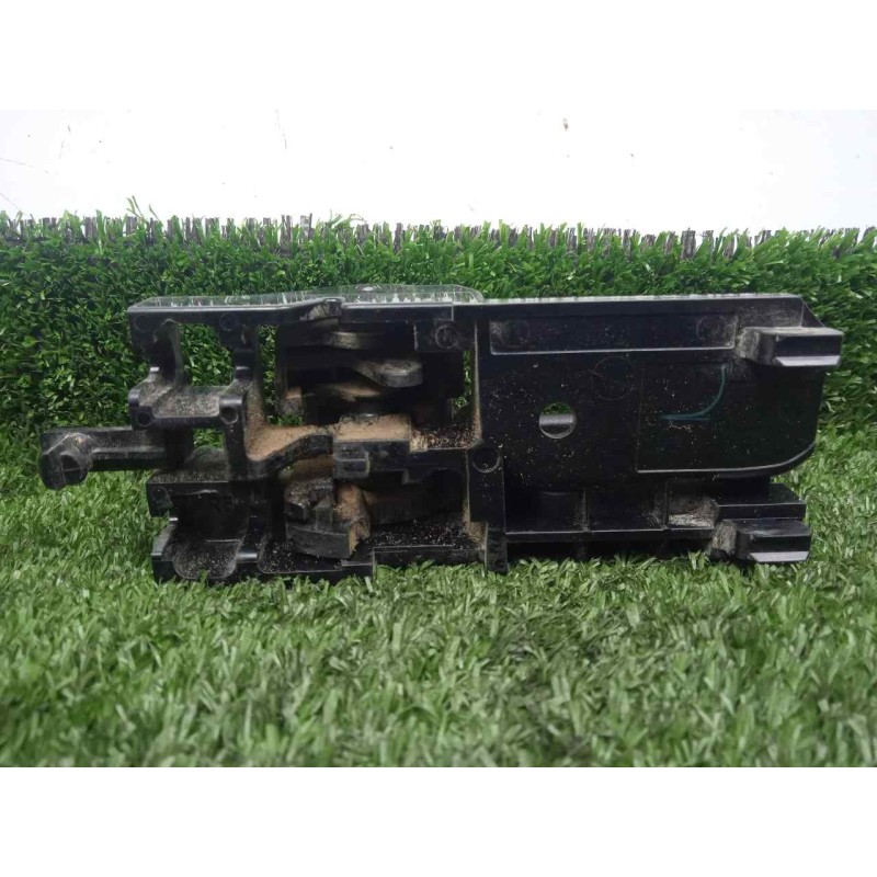 Recambio de maneta interior trasera derecha para toyota hilux (kun) 2.5 turbodiesel referencia OEM IAM   