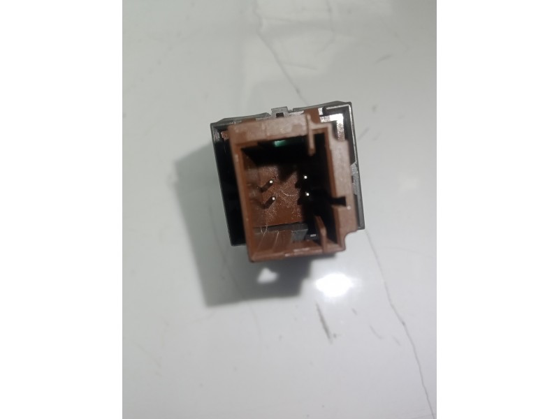 Recambio de warning para peugeot 207 1.4 16v cat (kfu / et3j4) referencia OEM IAM 96472122KK 4.PINES 