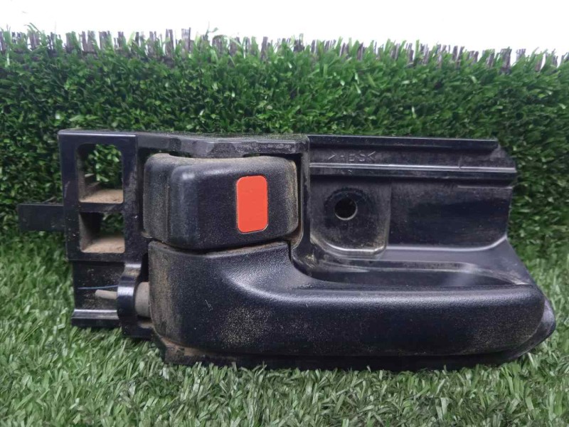 Recambio de maneta interior delantera izquierda para toyota hilux (kun) 2.5 turbodiesel referencia OEM IAM   