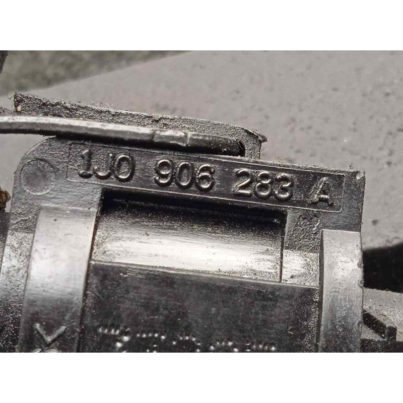 Recambio de valvula de vacio para volkswagen passat berlina (3b3) 1.9 tdi referencia OEM IAM 1J0906283A  