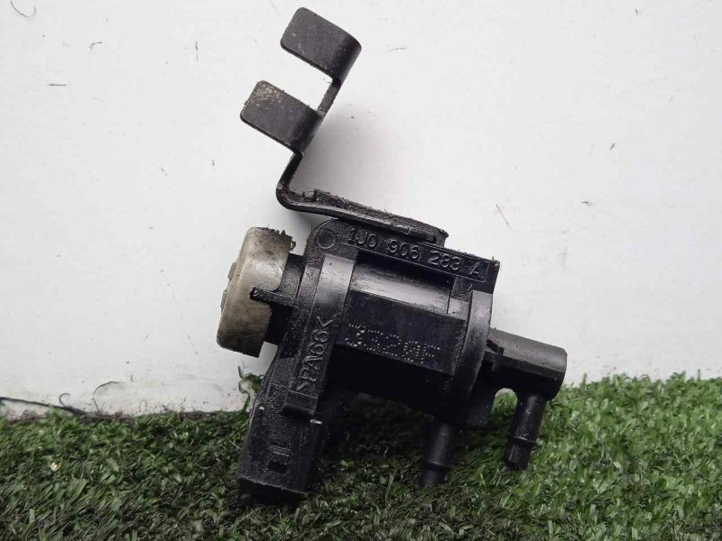 Recambio de valvula de vacio para volkswagen passat berlina (3b3) 1.9 tdi referencia OEM IAM 1J0906283A  