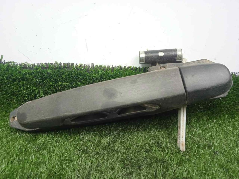 Recambio de maneta exterior trasera izquierda para toyota hilux (kun) 2.5 turbodiesel referencia OEM IAM   NEGRA