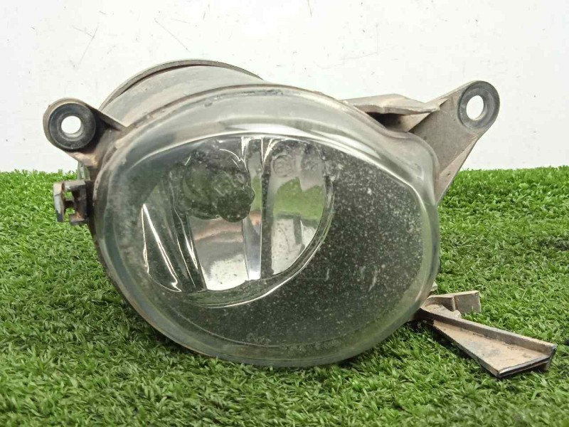 Recambio de faro antiniebla derecho para audi a4 avant (b5) 1.9 tdi referencia OEM IAM 8D0941700B-89300981  